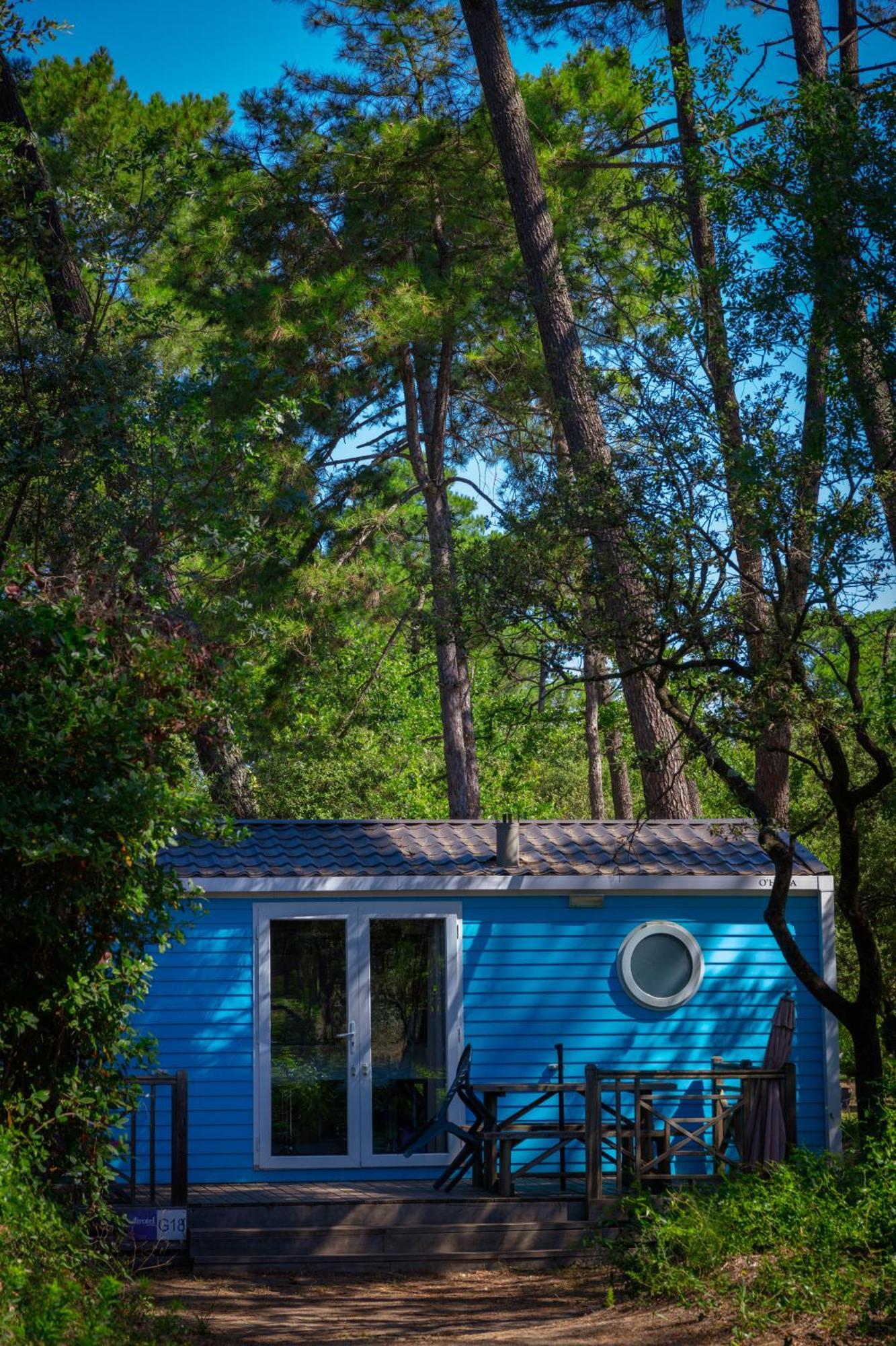 Camping La Sousta**** Remoulins Zewnętrze zdjęcie