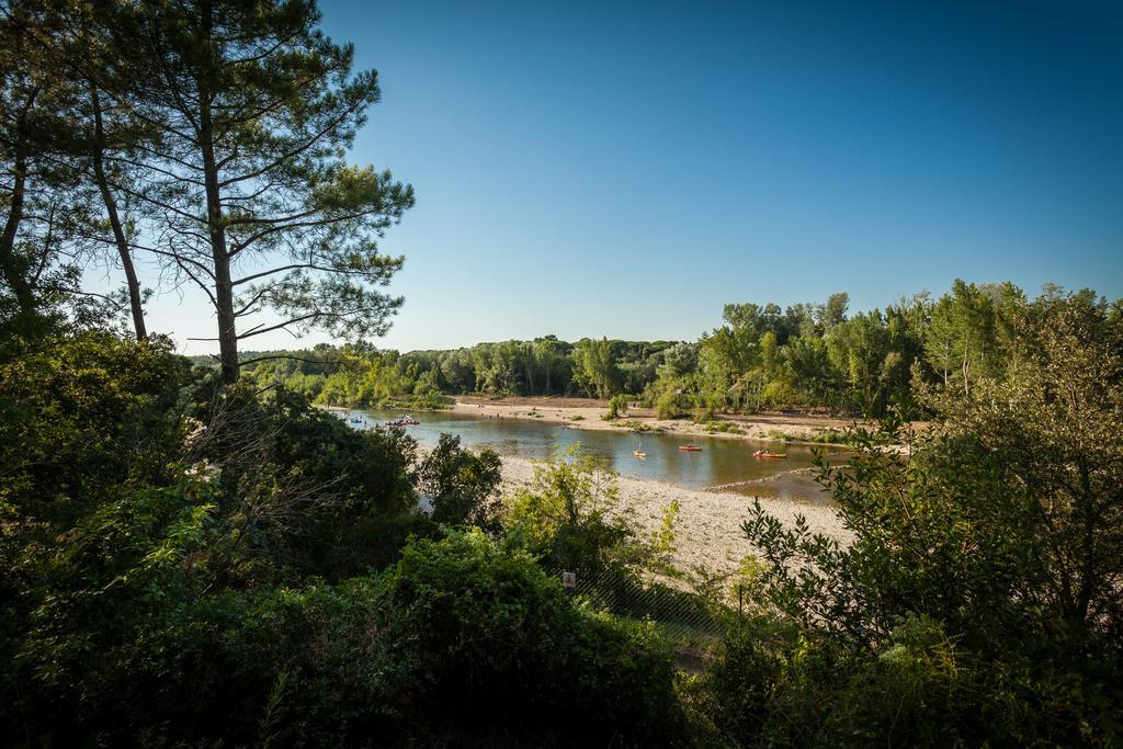 Camping La Sousta**** Remoulins Zewnętrze zdjęcie