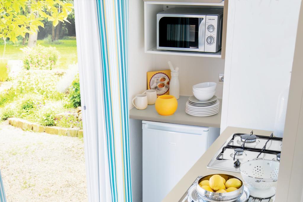 Camping La Sousta**** Remoulins Zewnętrze zdjęcie