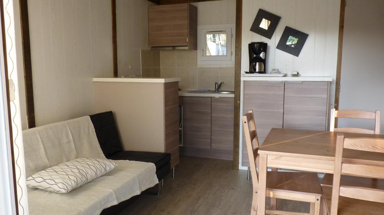 Camping La Sousta**** Remoulins Zewnętrze zdjęcie